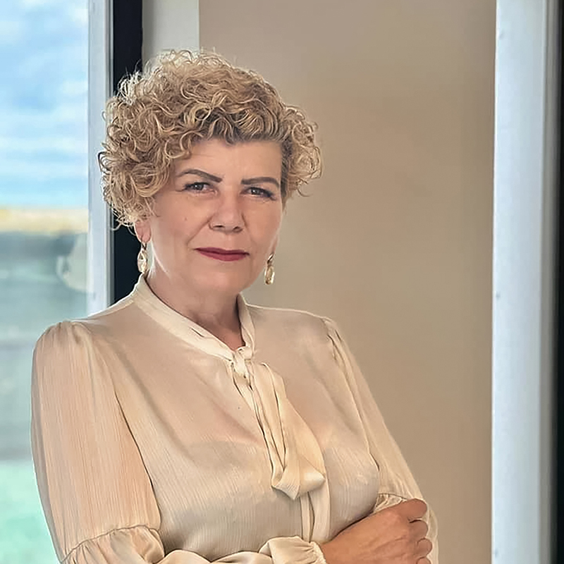 Melinda Besenyei IncubCenter