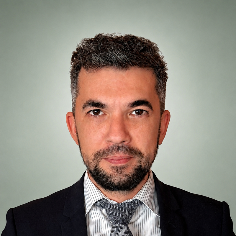 Adrian Apostol Scut