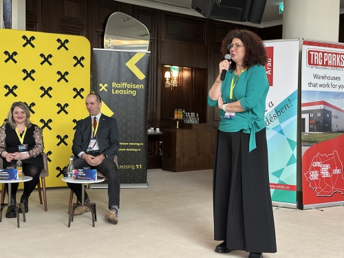 461E51F4-D49B-4E0D-82B7-99E316D76D85 1 102 o