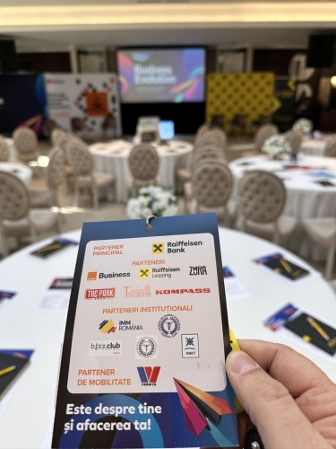 D5375D58-1585-4B6E-A587-876134A32DEC 1 102 o