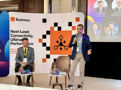 DEDCC9A5-A286-4BB5-8AEC-4AD6EE97BB72 1 102 a